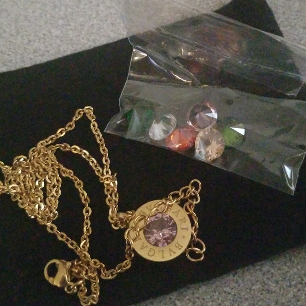 Neckless